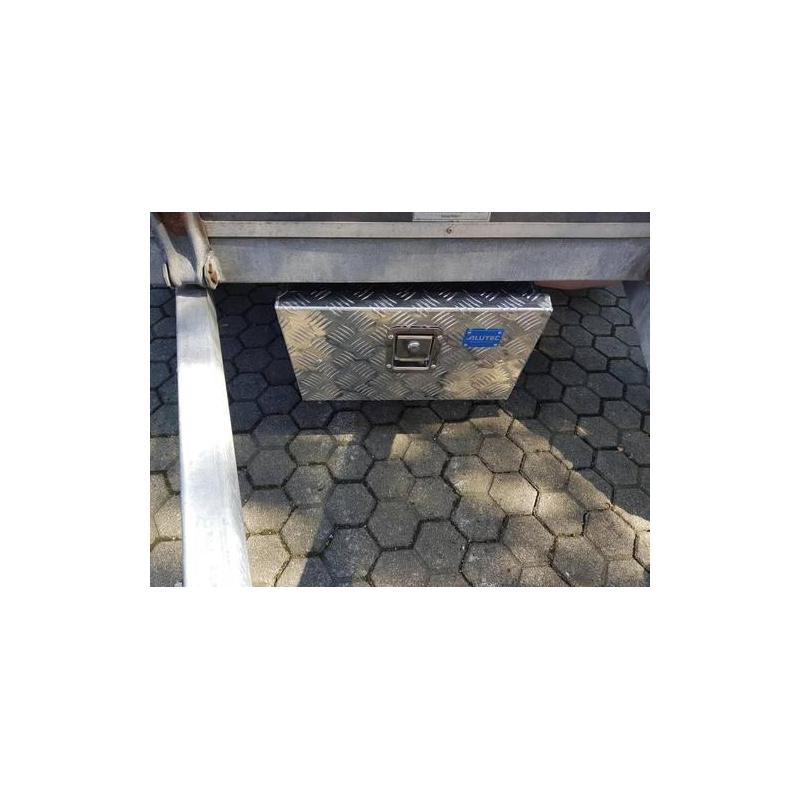 Box z vlnitého plechu Nákladní automobil uvnitř Š800xD250xV230 mm • Vtools.cz