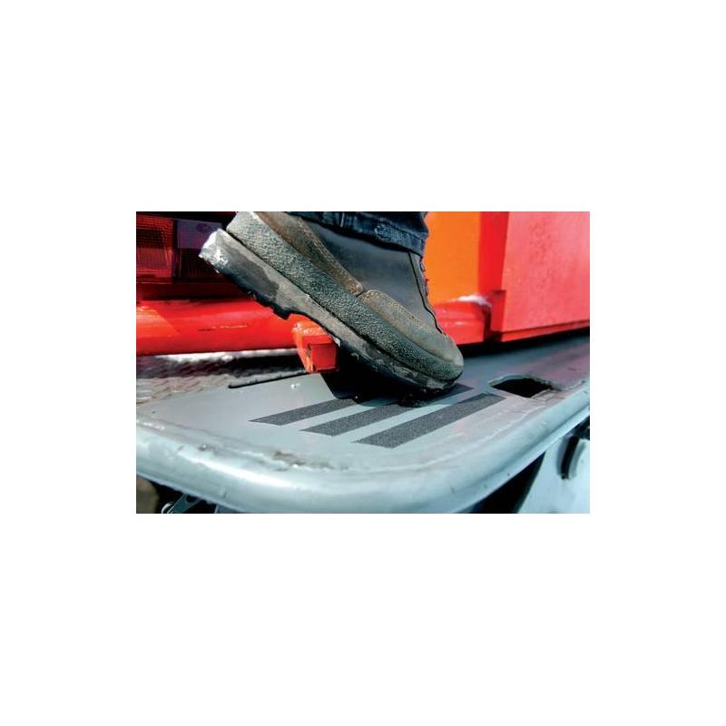 Tesa protiskluz 15m x 25 mm, černá/žlutá • Vtools.cz