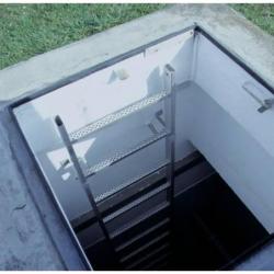 Šachtový žebřík B 350 mm 9 příček • Vtools.cz