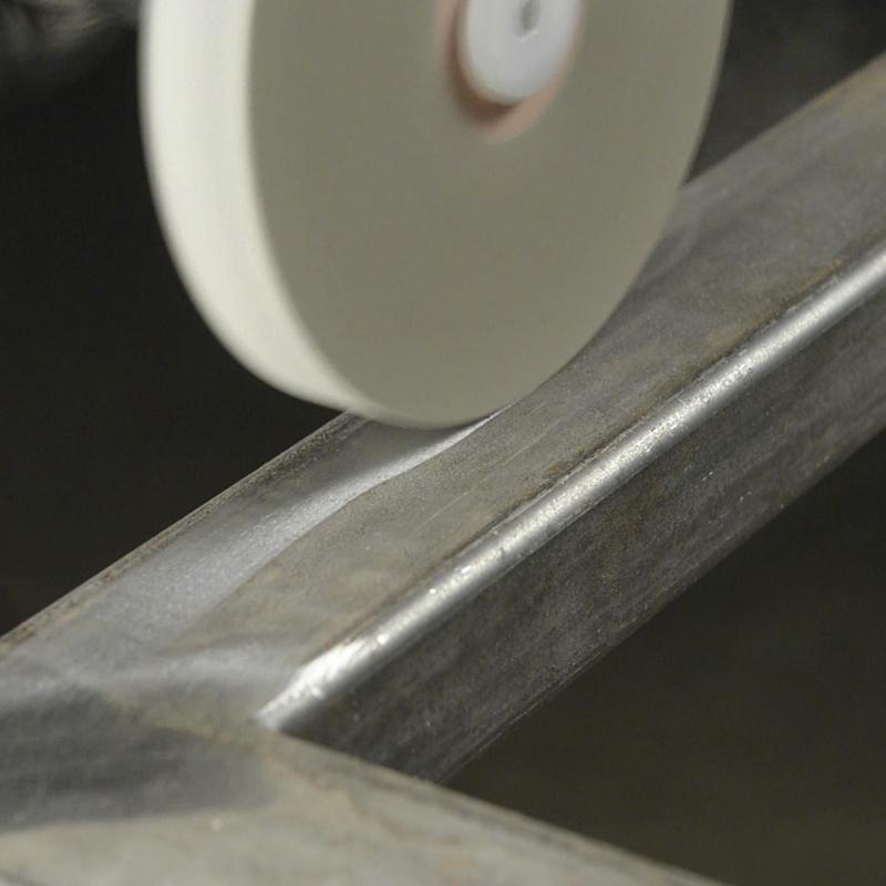 Lešticí kotouč P6SE1 univerzální jemný 200x20 mm otvor 25 mm kompaktní zrno 120 • Vtools.cz