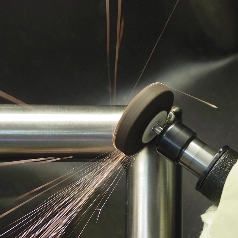 Brusné tělísko ZY2 válcového tvaru pro nástrojové oceli 75x10 mm stopka 8 mm • Vtools.cz