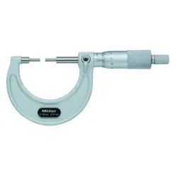 Třmenový mikrometr s osazenými měřicími plochami