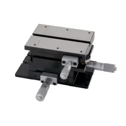 Křížový a nivelační stůl XY