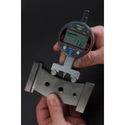 Válečkové provedení základny