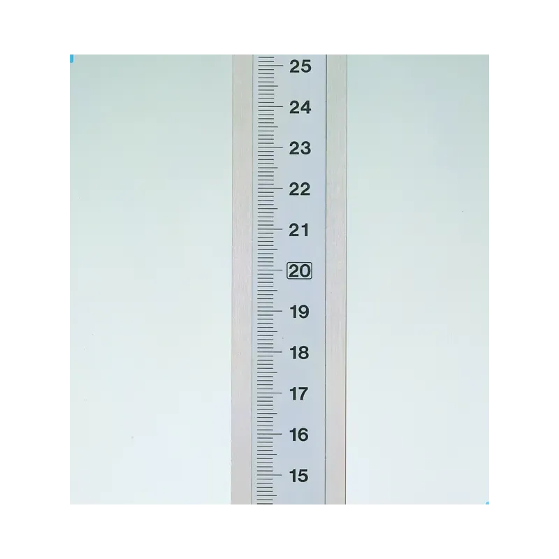 Výškoměr a orýsovací přístroj s noniem