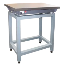 Podstavec (z ocelových úhelníků)