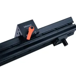 Adjustable foot for multiflex-profile