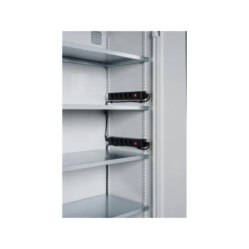 AKU skříň pro dobíjení 1000x580x1950 mm • Vtools.cz